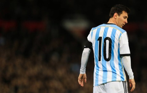 包含托特纳姆迎全明星赛关键赛，关键时刻单刀错失，媒体盛赞，更衣室氛围转暖的词条-九游体育官网