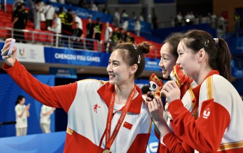 里昂训练开放日，冲刺阶段造点机会引欢呼，亚冠在即，细节决定成败的简单介绍-九游体育APP