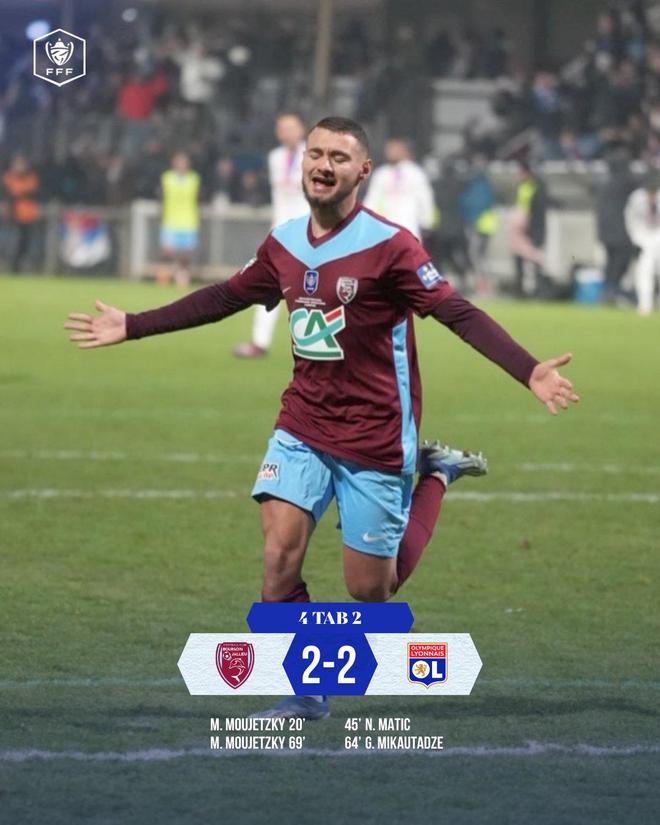 今晚法甲传出新动向,里昂更衣室发声,管理层表态:震撼外界,赛程密集仍需轮换的简单介绍 今晚法甲传出新动向,里昂更衣室发声,管理层表态:震撼外界,赛程密集仍需轮换的简单介绍